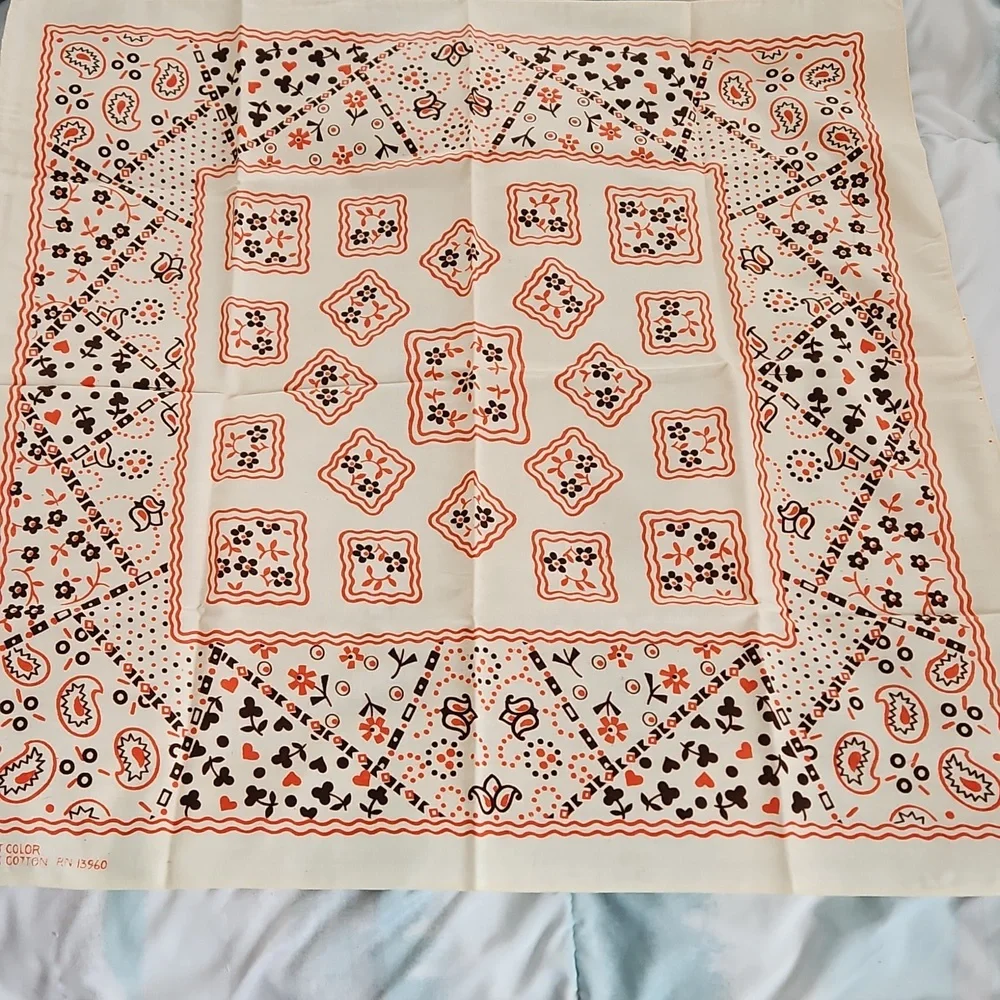 Vintage 1970's Set of 2 Bandanas